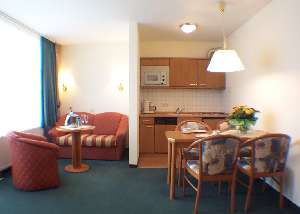 Apartmenthaus Neptun in Baabe Küchenzeile